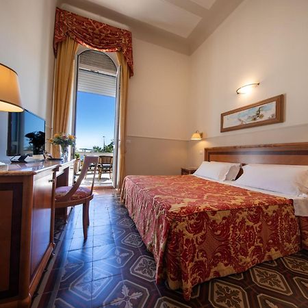 Hotel Progresso San Benedetto del Tronto Exterior photo