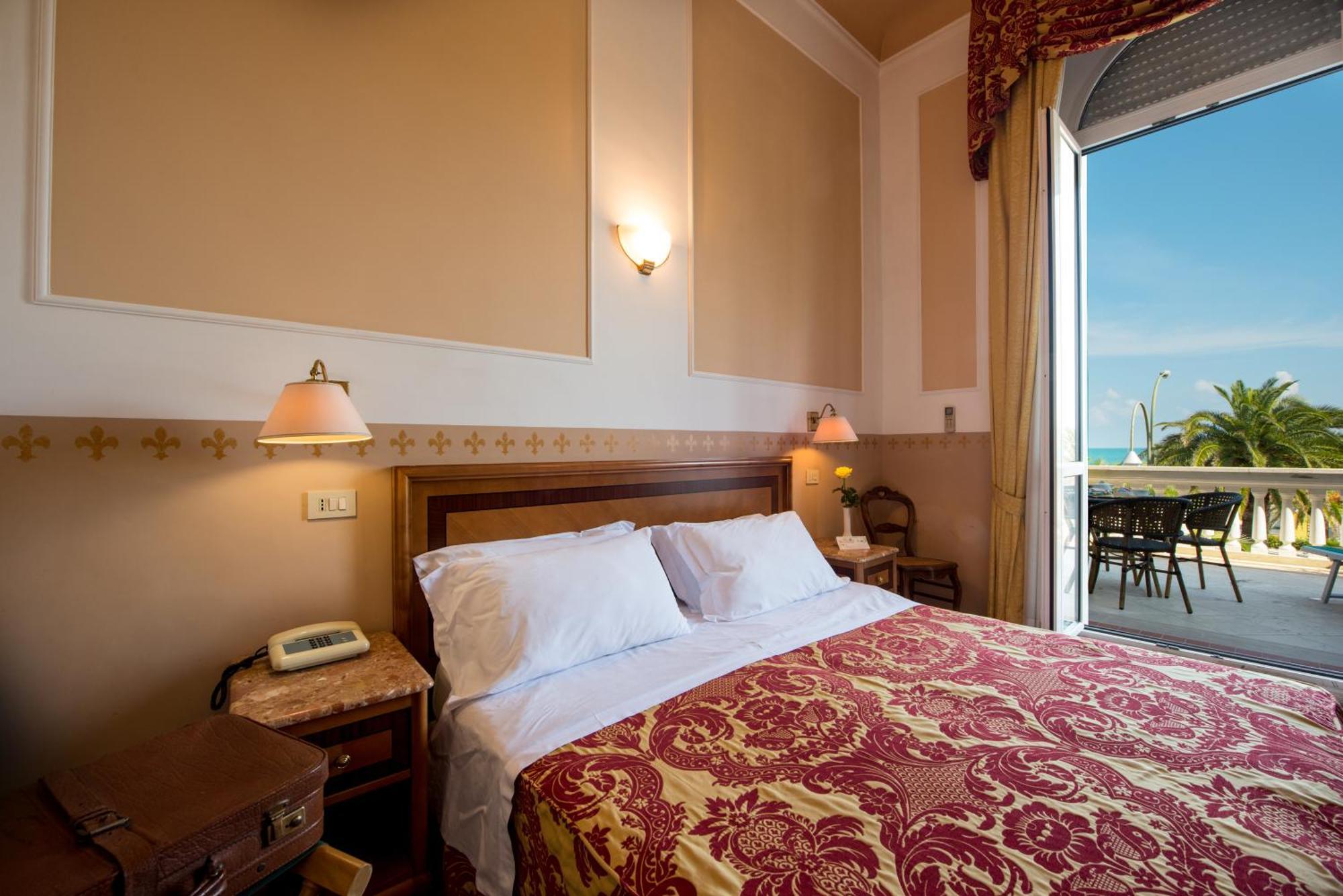 Hotel Progresso San Benedetto del Tronto Exterior photo